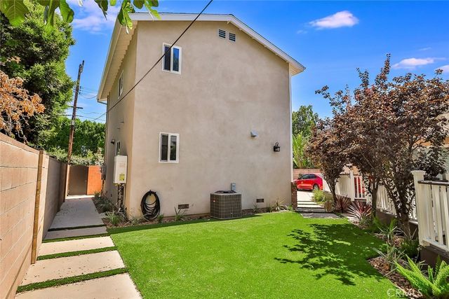 7702 Mason, Winnetka, CA 91306