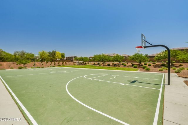 17302 W RUNNING DEER Trail, Surprise, AZ 85387