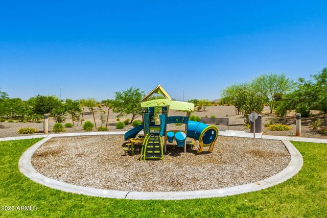 17302 W RUNNING DEER Trail, Surprise, AZ 85387