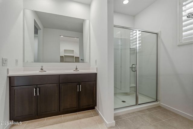 17302 W RUNNING DEER Trail, Surprise, AZ 85387