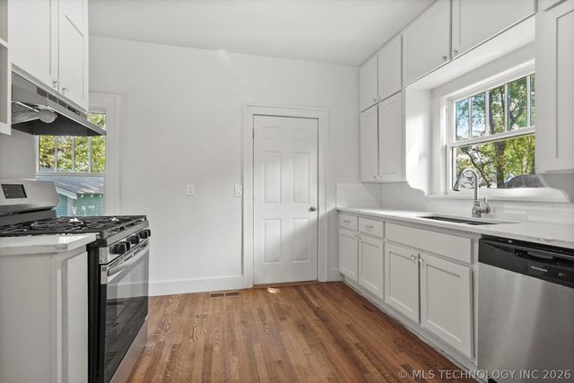 2617 E 10th Street, Tulsa, OK 74104