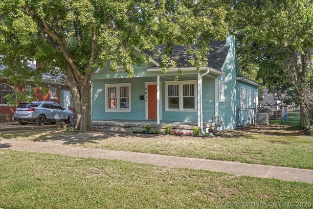2617 E 10th Street, Tulsa, OK 74104