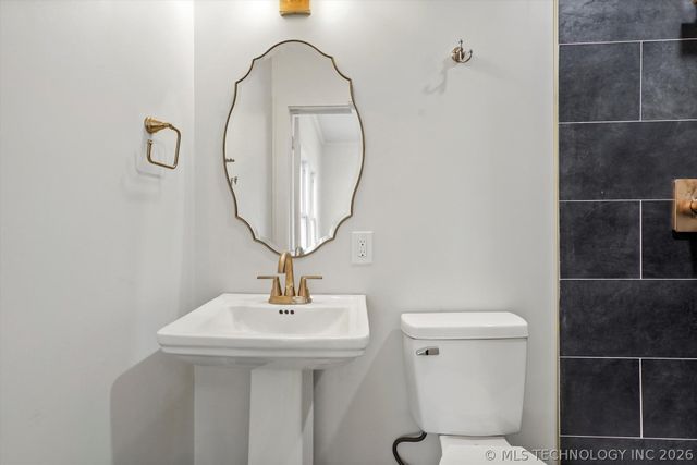 2617 E 10th Street, Tulsa, OK 74104