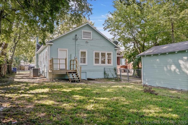 2617 E 10th Street, Tulsa, OK 74104