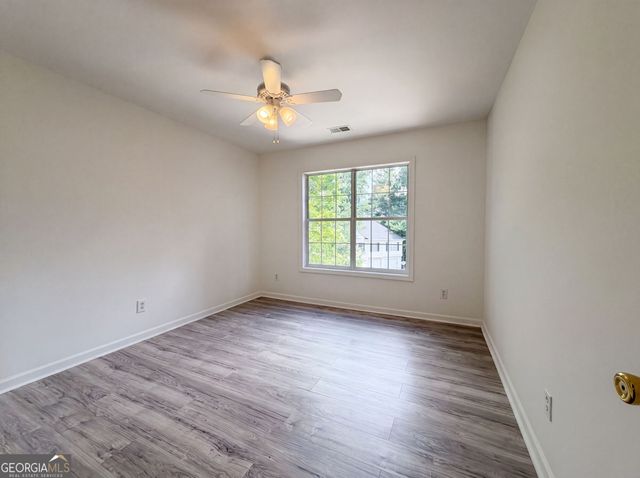 3912 McGuire Way NW, Kennesaw, GA 30144
