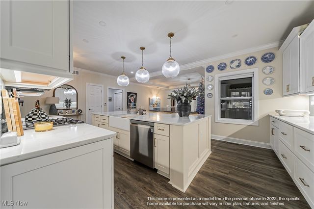 1203 Whispering Shores, Vermilion, OH 44089