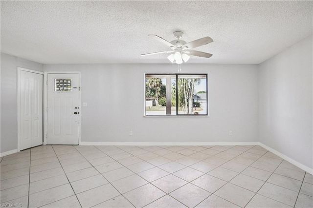 17413 Lee RD, Fort Myers, FL 33967