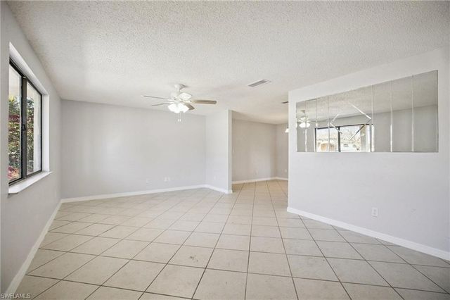 17413 Lee RD, Fort Myers, FL 33967