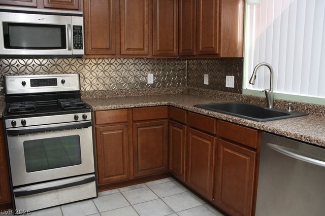 3119 Blossom Glen Drive, Henderson, NV 89014