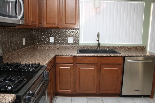 3119 Blossom Glen Drive, Henderson, NV 89014