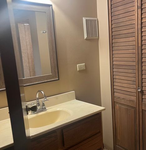 11149 S Green Bay Avenue, Chicago, IL 60617