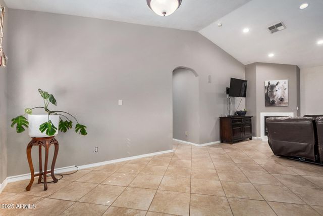 11381 W WARRIOR Road, Casa Grande, AZ 85193