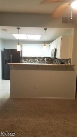 9470 Peace Way 206, Las Vegas, NV 89147