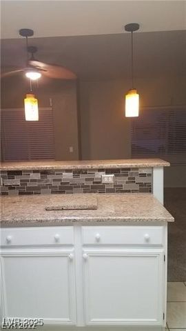 9470 Peace Way 206, Las Vegas, NV 89147