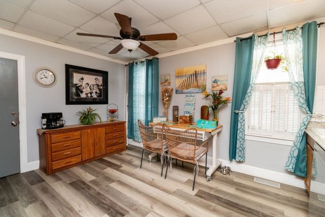 1930 Acushnet Ave, New Bedford, MA 02745