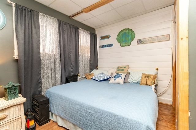 1930 Acushnet Ave, New Bedford, MA 02745