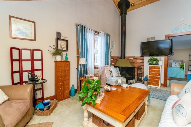 1930 Acushnet Ave, New Bedford, MA 02745