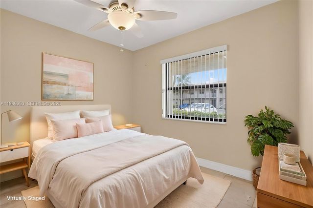 5520 Lakeside Dr 105, Margate, FL 33063