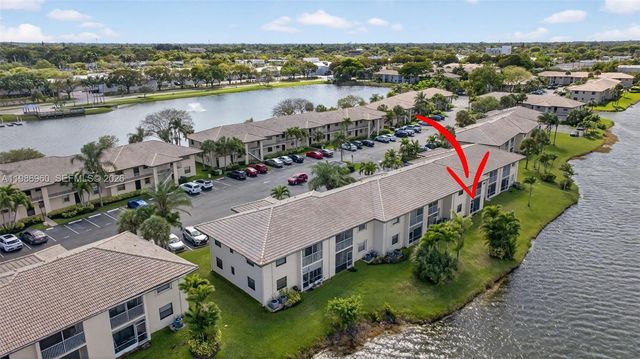 5520 Lakeside Dr 105, Margate, FL 33063