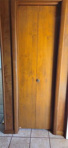 300 W 1st Street, Salem, MO 65560