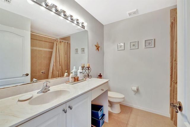 2061 SE Glen Ridge Drive, Port St. Lucie, FL 34952