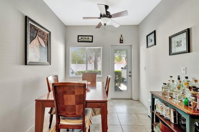 2061 SE Glen Ridge Drive, Port St. Lucie, FL 34952