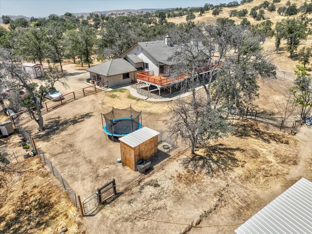 14982 N Morgan Canyon Road, Prather, CA 93651