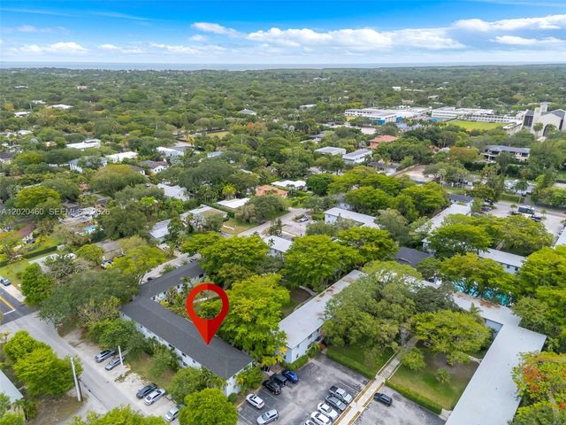 5540 SW 78th St 32C, Miami, FL 33143