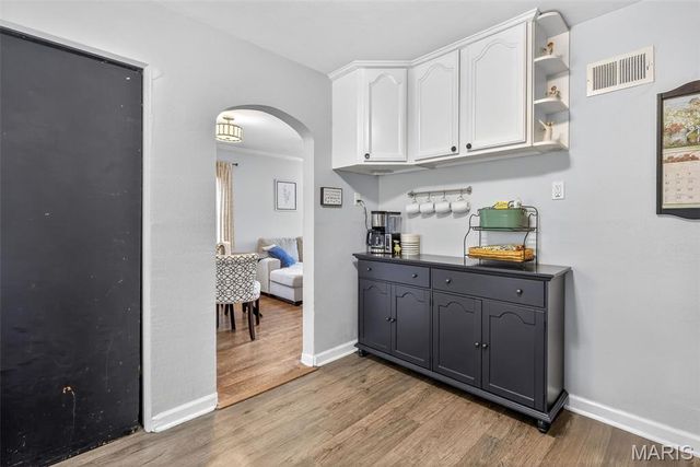 9541 Dulles Court, Affton, MO 63123