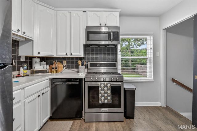 9541 Dulles Court, Affton, MO 63123