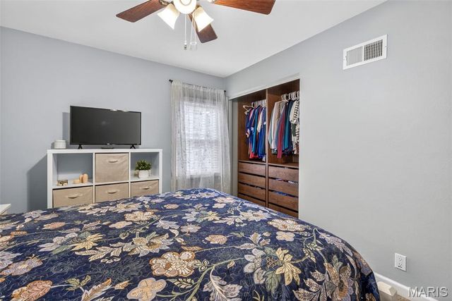 9541 Dulles Court, Affton, MO 63123