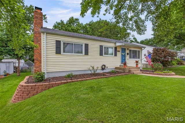 9541 Dulles Court, Affton, MO 63123