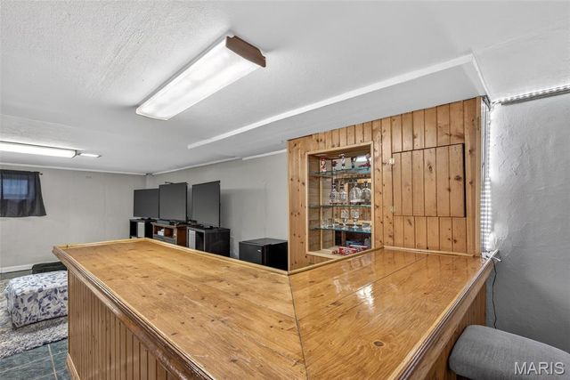 9541 Dulles Court, Affton, MO 63123