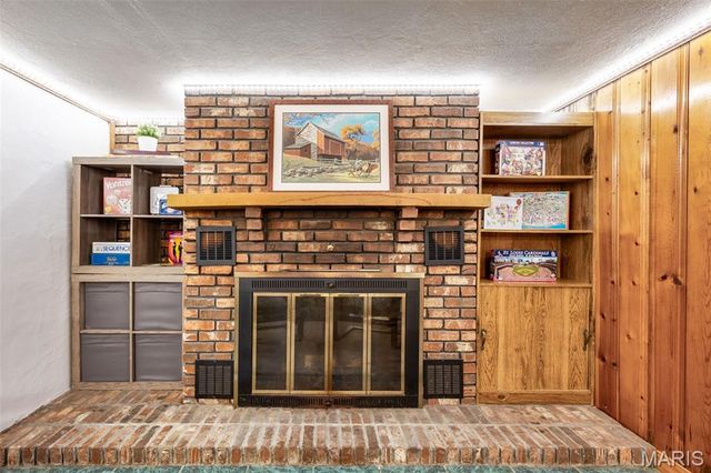 9541 Dulles Court, Affton, MO 63123