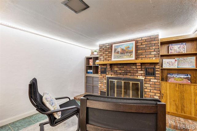 9541 Dulles Court, Affton, MO 63123