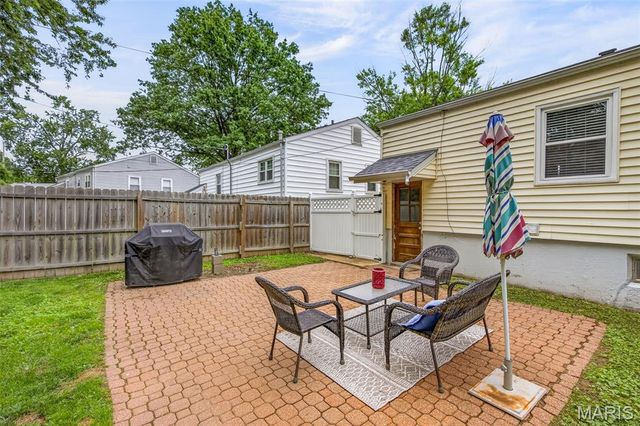 9541 Dulles Court, Affton, MO 63123