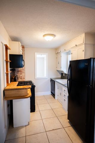 2041 W Elm Street, Springfield, MO 65806