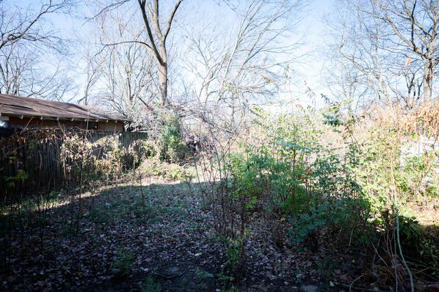 2041 W Elm Street, Springfield, MO 65806