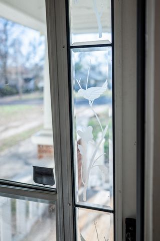 2041 W Elm Street, Springfield, MO 65806