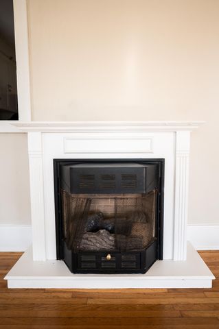 2041 W Elm Street, Springfield, MO 65806