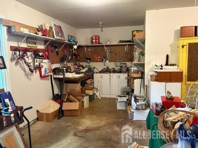 14 Stratford Drive, Old Bridge, NJ 08857