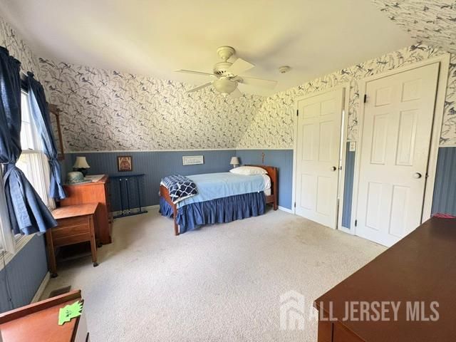 14 Stratford Drive, Old Bridge, NJ 08857