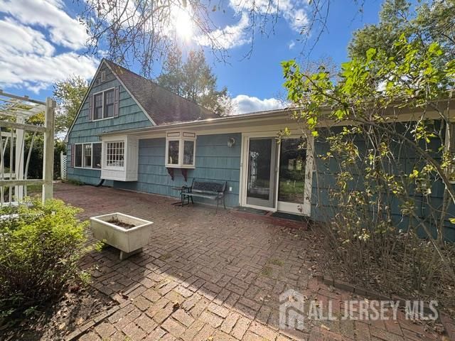 14 Stratford Drive, Old Bridge, NJ 08857