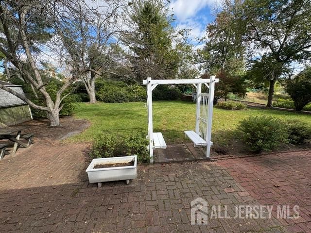 14 Stratford Drive, Old Bridge, NJ 08857