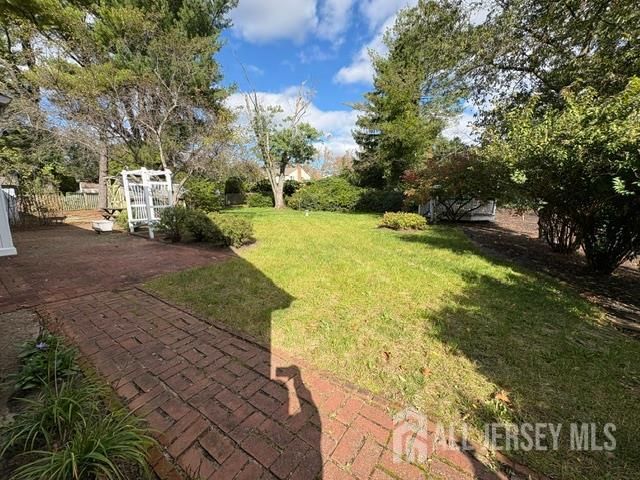 14 Stratford Drive, Old Bridge, NJ 08857