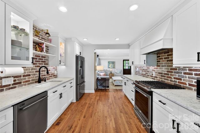 536 Inwood Drive, Charlotte, NC 28209
