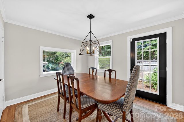 536 Inwood Drive, Charlotte, NC 28209