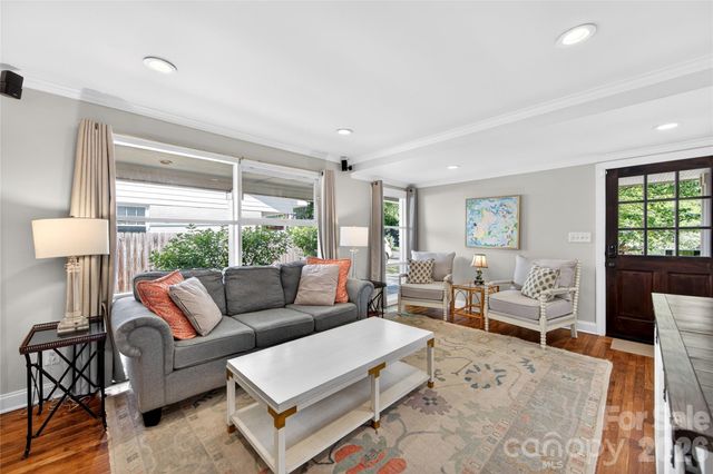 536 Inwood Drive, Charlotte, NC 28209