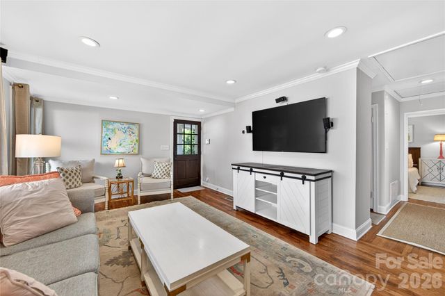 536 Inwood Drive, Charlotte, NC 28209