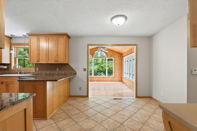 113 E 135th Street, Burnsville, MN 55337
